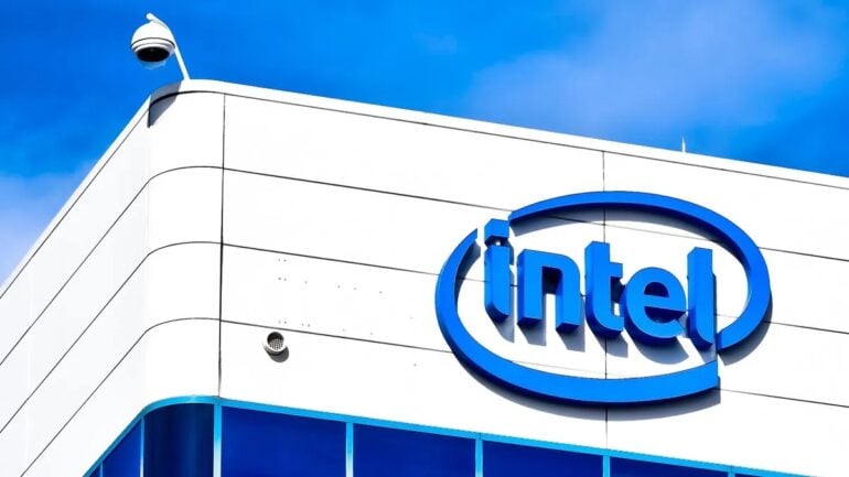 Η Intel υποχωρεί και προχωρά σε μαζικές απολύσεις