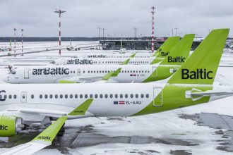 airbaltic aircraft 21