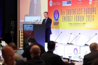 8 ENERGY FORUM