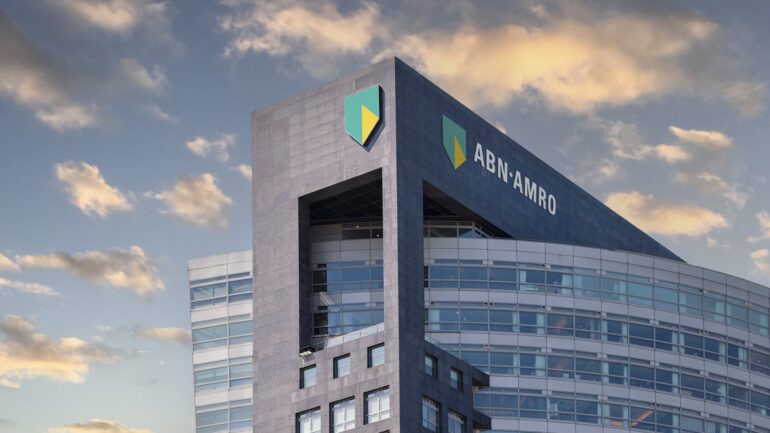 Η ABN Amro αντιμετωπίζει πτώση κερδών αλλά ξεπερνά τις προσδοκίες