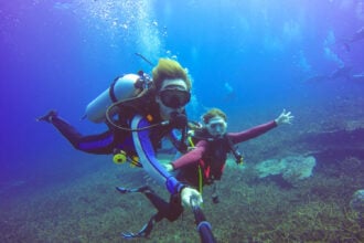 Diving tourism