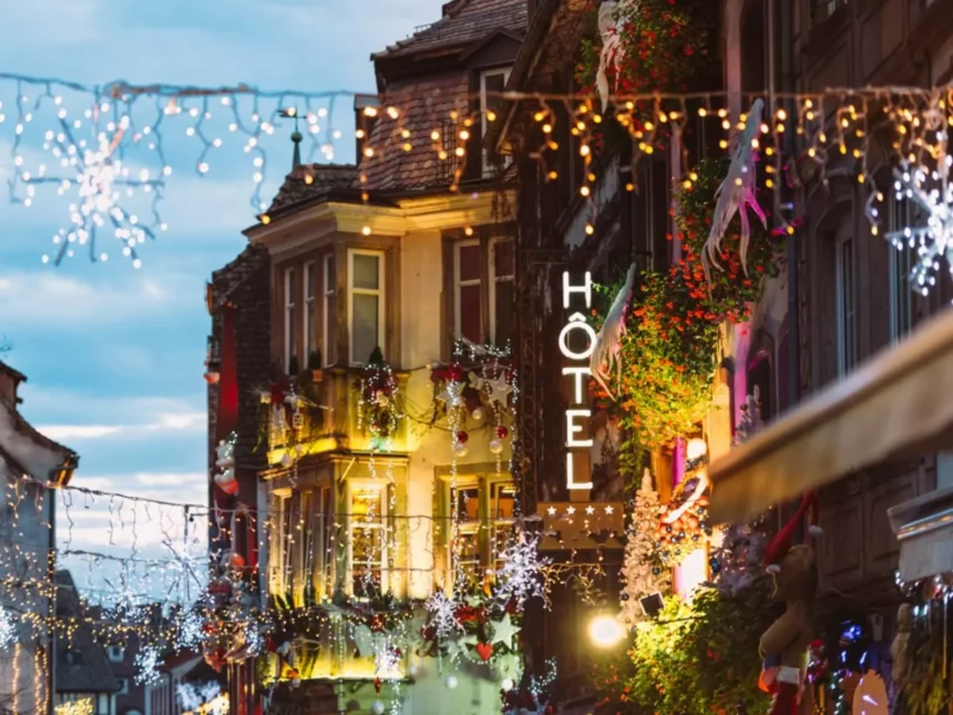 hotel proche du marche de Noel de strasbourg illumine